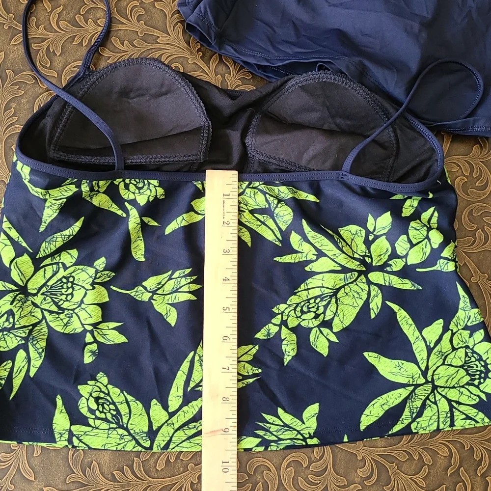 Nautica 2 piece swimsuit - Picture 10 of 10